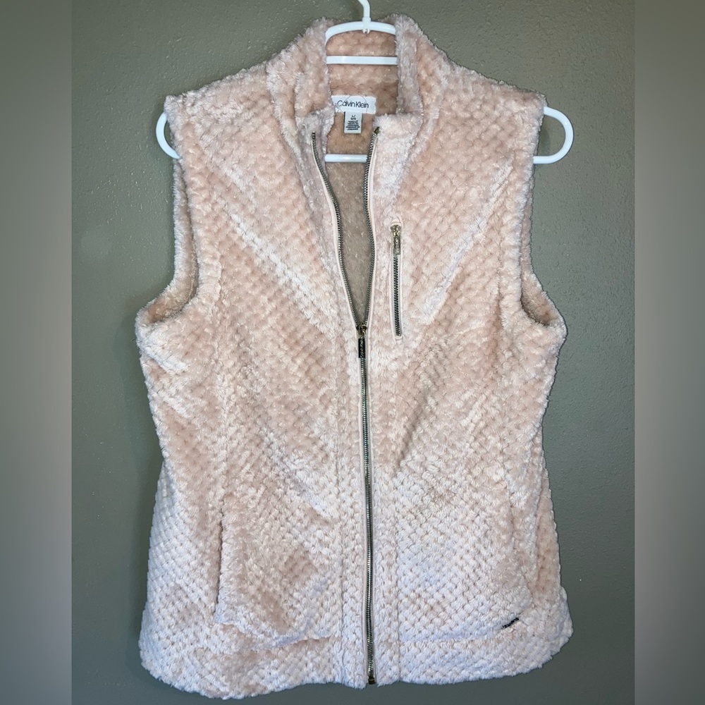 Calvin Klein pink sweater vest, fuzzy size large